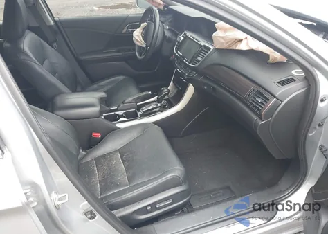 2017 Honda Accord Touring V6 из США, поврежденный, VIN 1HGCR3F92HA039397